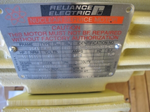 MOTOR, ELECTRIC TYPE, 15 HORSEPOWER, 460VAC 3 PHASE 60HZ ELEC RATING, 3600 RPM, 254T FRAME, 19 AMPS, TEFC-XT ENCLOSURE, CONTINUOUS DUTY. PART # 17YF281034 (W-44) LOADING & HANDLING FEE $15-